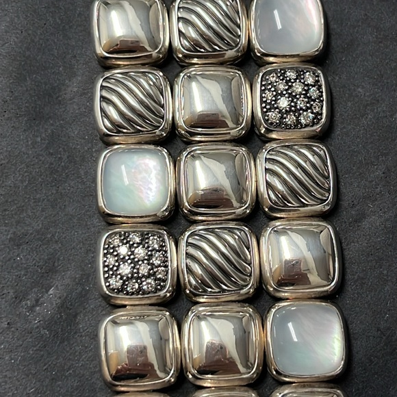 David Yurman 3 row silver diamond Mother of Pearl wide bracelet . - Picture 9 of 10